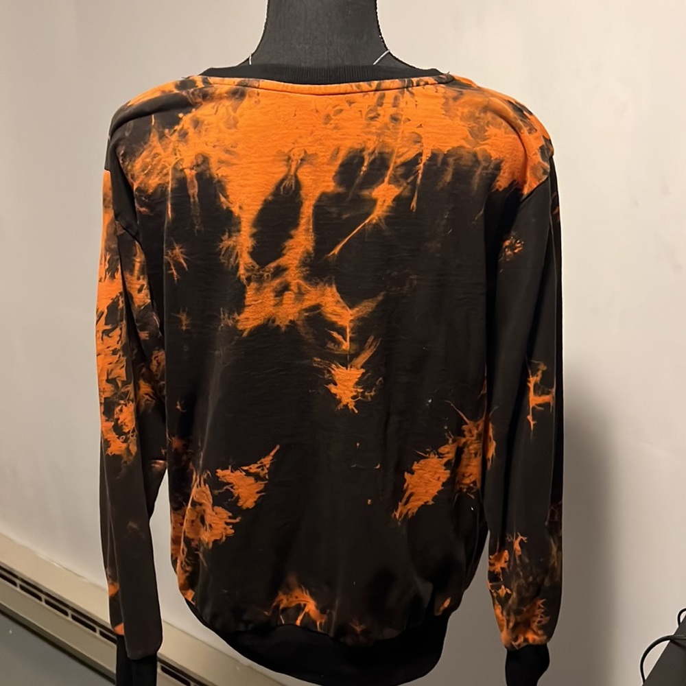 Sweater - Picture 2 of 2
